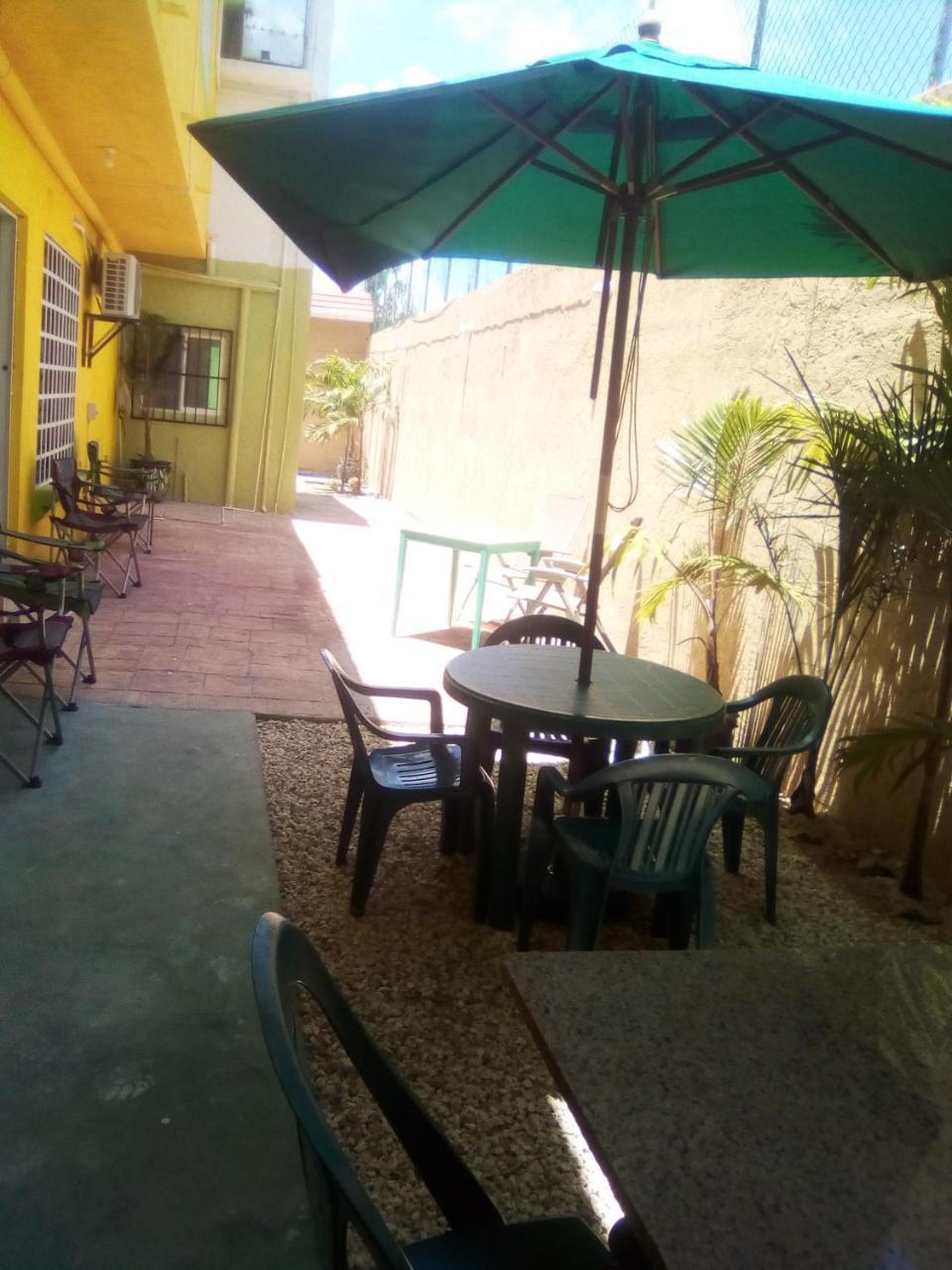 كانكون Airport Sleepy Inn المظهر الخارجي الصورة